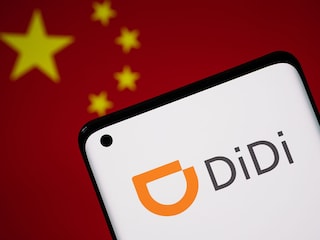 In response to Didi and other big tech firms listing abroad, the Chinese government recently proposed tough rules for companies looking to go public outside the country
Image: Shutterstock