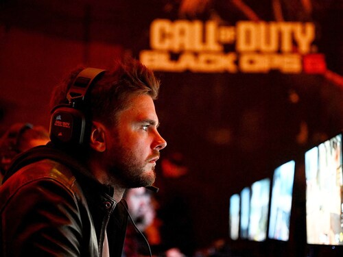 "Call of Duty: Black Ops 6" from Microsoft-owned Activision plunges players into a guns-blazing alternate timeline for the aftermath of the Cold War. 
Image: Justin Tallis / AFP© "Call of Duty: Black Ops 6" from Microsoft-owned Activision plunges players into a guns-blazing alternate timeline for the aftermath of the Cold War. 
Image: Justin Tallis / AFP©