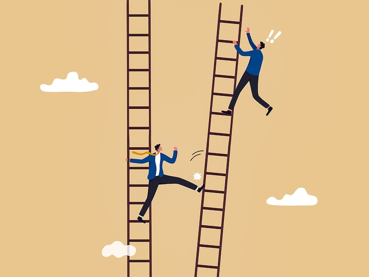 Managers often view their high-performing subordinates as threats to their position and power
Image: Shutterstock