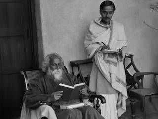 Nobel Laureate Rabindranath Tagore dictates to his secretary at Visva Bharati, Santiniketan, West Bengal, in 1929Â Image : E.O.Hoppe/Getty Images