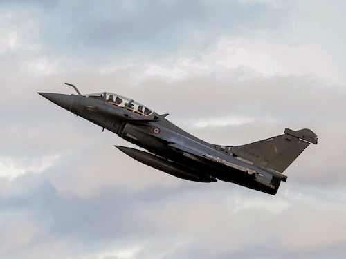 France-based Dassault Aviation announced that the Tata Group-owned Tata Advanced Systems Limited (TASL) will build the fuselage of the aircraft.
Image: Petras Malukas / AFP France-based Dassault Aviation announced that the Tata Group-owned Tata Advanced Systems Limited (TASL) will build the fuselage of the aircraft.
Image: Petras Malukas / AFP