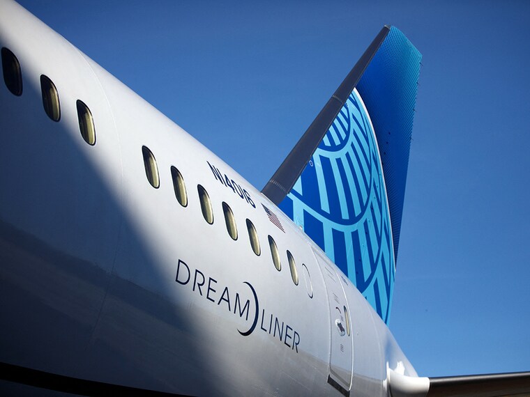The exterior of a 787 Dreamliner at the Boeing manufacturing facility in North Charleston, USA. Image: Logan Cyrus / AFP