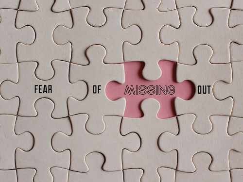 Herd mentality, fear of missing out (FOMO), and the irresistible pull of social proof drive human behaviour in ways that defy logic.
Image: Shutterstock