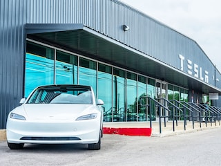New Tesla registrations sank 49 percent to 19,046 in January and February compared with the same two-month period last yea.
Image: Brandon Bell / Getty Images North America / Getty Images via AFP