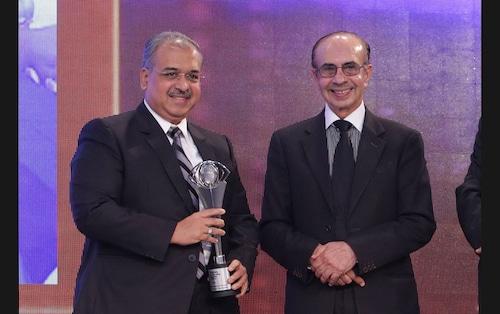  Dilip Shanghvi, MD, Sun Pharmaceuticals receives the Entrepreneur for the Year award from Godrej Industries chairman Adi Godrej                        