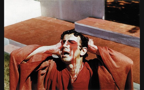  Alkazi plays Oedipus in Oedipus Rex, which he also directed for the Theatre Unit in 1955                                                                        