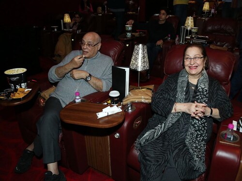 Rajan is survived by his wife Ritu Nanda and their two children Nikhil and Natasha. The daughter of legendary film maker Raj Kapoor, Ritu is a prominent insurance advisor. Rajan is survived by his wife Ritu Nanda and their two children Nikhil and Natasha. The daughter of legendary film maker Raj Kapoor, Ritu is a prominent insurance advisor.