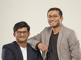 Amiya Adwitiya, Sisir Koppaka