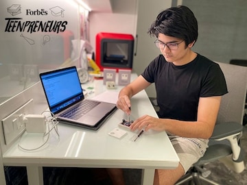 Ep 2: Detect fires 51.7% faster—with a device built by a 16-yr-old