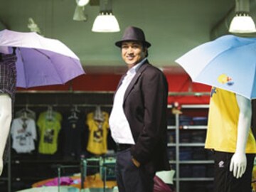 The Robin Hood of Retail