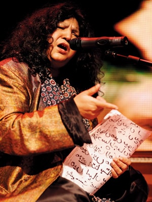 mg_51302_abida_parveen_280x210.jpg