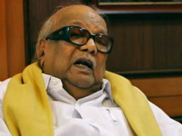 Should Karunanidhi Retire From Politics Now?