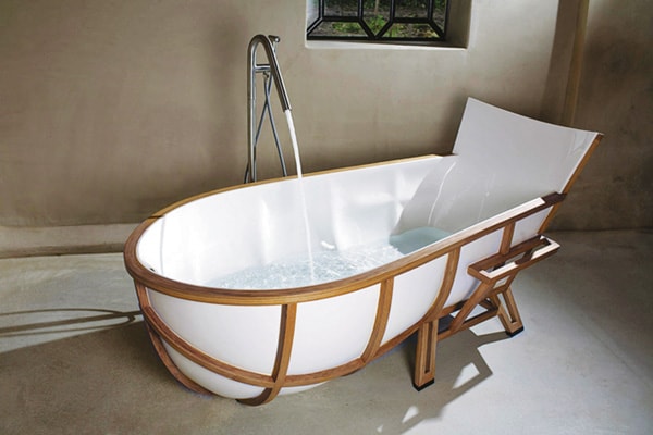 mg_63622_bathtub_280x210.jpg