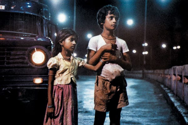 mg_69757_salaam_bombay_280x210.jpg