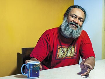 Rendezvous with Indian Ocean's Rahul Ram