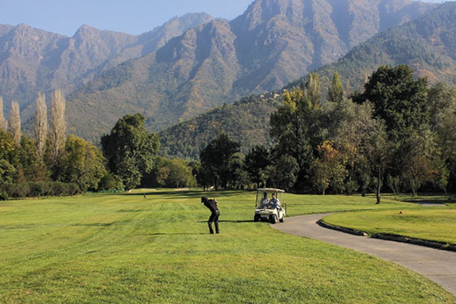 Swing State: Golf in the Kashmir Valley