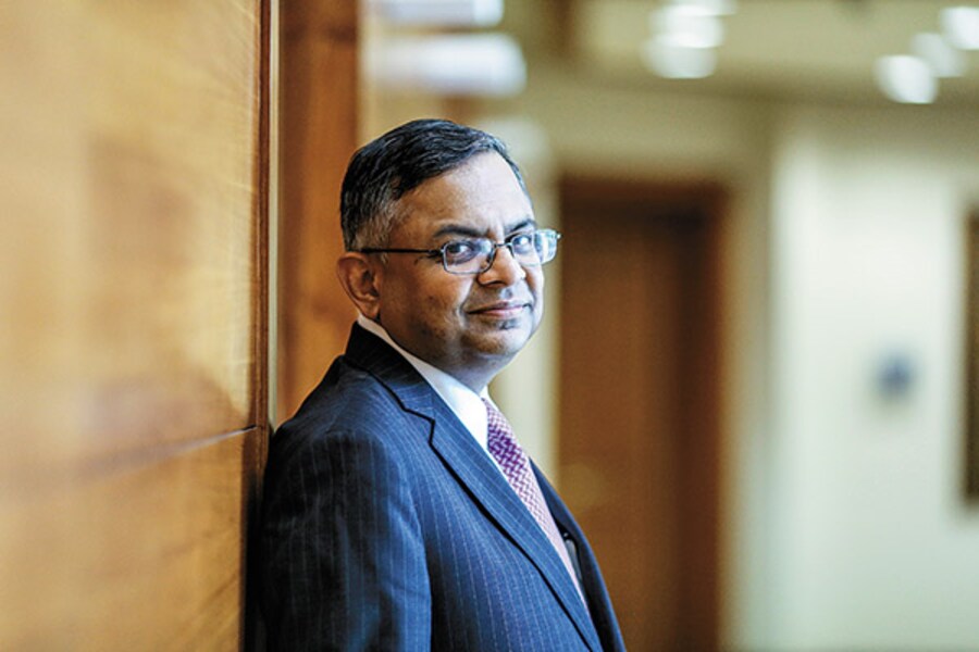 TCS vs Infosys: How the IT Big Guns Will Fare