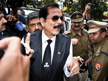 Deconstructing the Collapse of Sahara