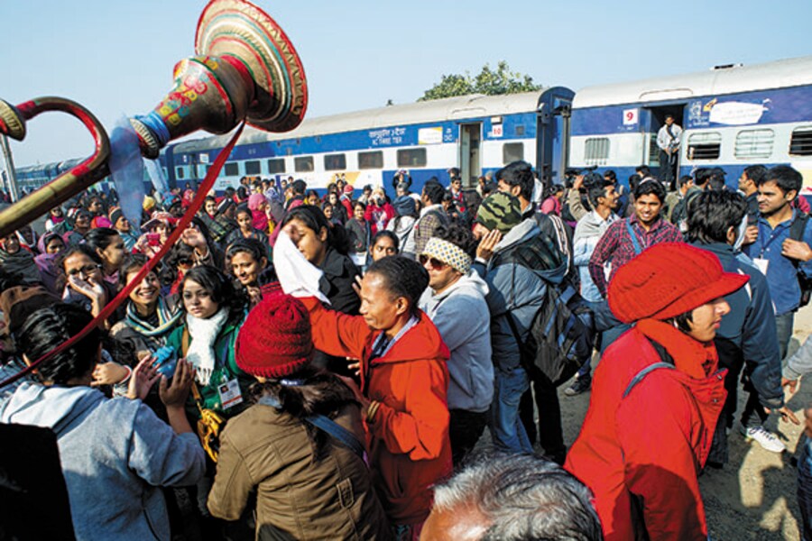 Jagriti Yatra: A Journey into Middle India