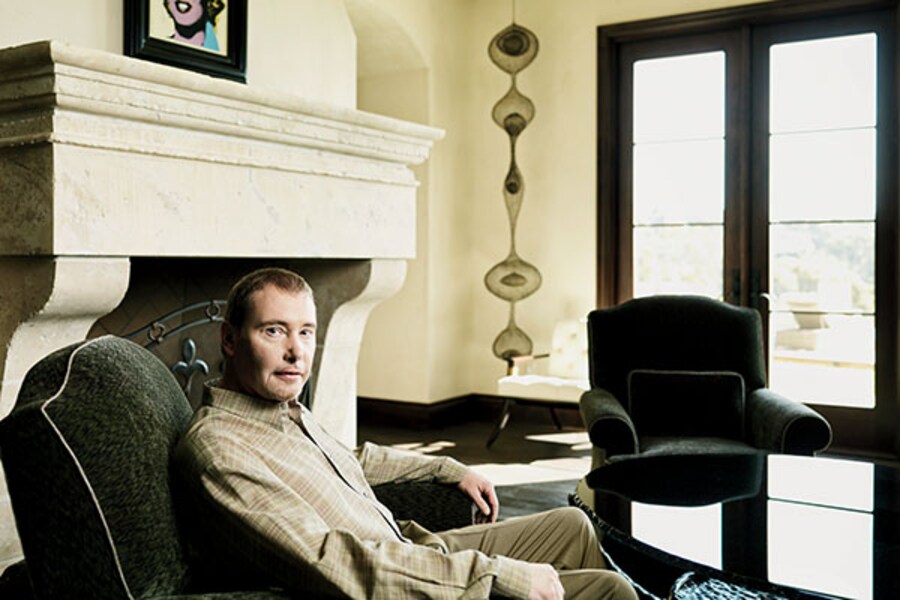 Battle-scarred billionaire Jeffrey Gundlach is ready to be coronated