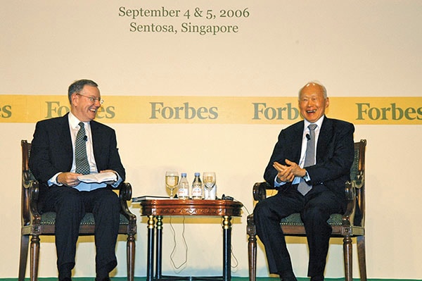 mg_80723_steve_forbes_and_lee_kuan_yew_280x210.jpg