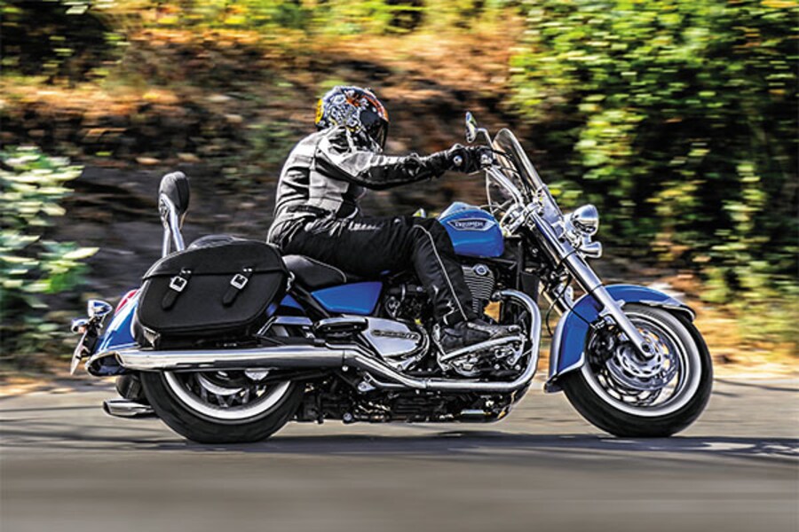 Triumph Thunderbird LT: Staying calm at 120 Kmph