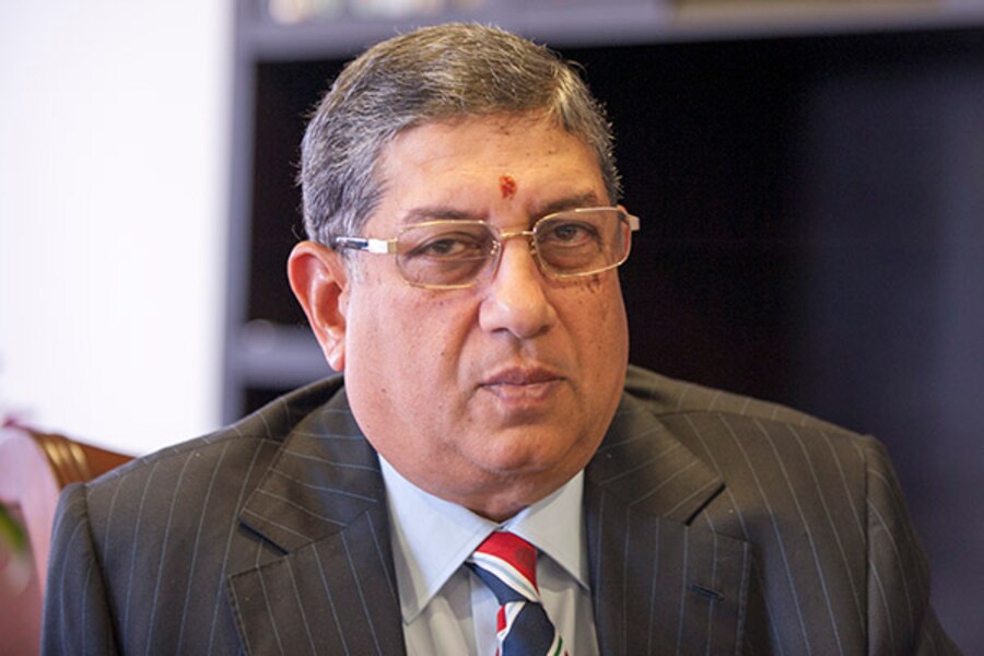 Srinivasan bats aggressively despite SC judgment