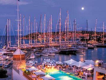 Enter the exclusive world of yacht clubs