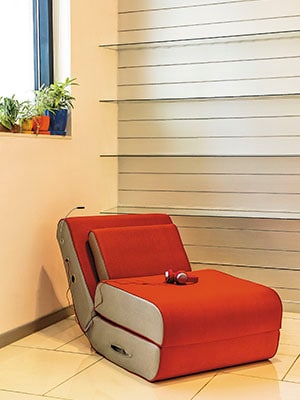 mg_81019_godrej_interio_sofa_280x210.jpg