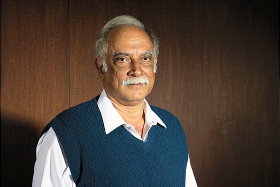 We will move on the 5/20 rule by end-2015: Ashok Gajapathi Raju
