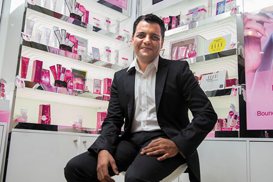 Beauty brands ride on India's longing for eternal youth