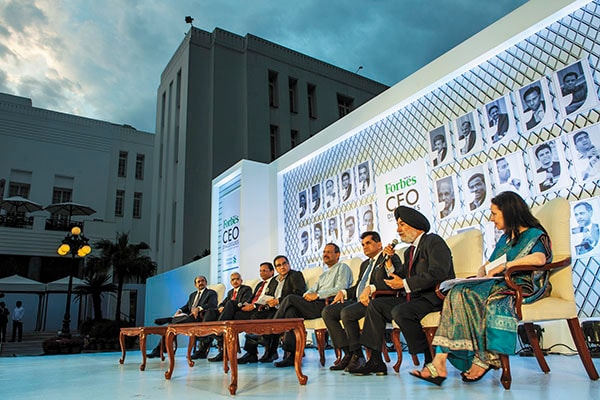 (From left) Ajay Shriram, chairman, DCM Shriram; Shaktikanta Das, economic affairs secretary; Ajay Singh, chairman, SpiceJet; Sourav Majumdar, Editor, Forbes India; Anil Swarup, coal secretary; Amitabh Kant, CEO, Niti Aayog; Analjit Singh, founder and chairman emeritus, Max Group; and Zarin Daruwala, CEO, Standard Chartered Bank in India