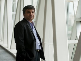 Consumers to prefer online firms offering integrated solutions than individual products