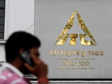 Government sells 2% SUUTI stake in ITC