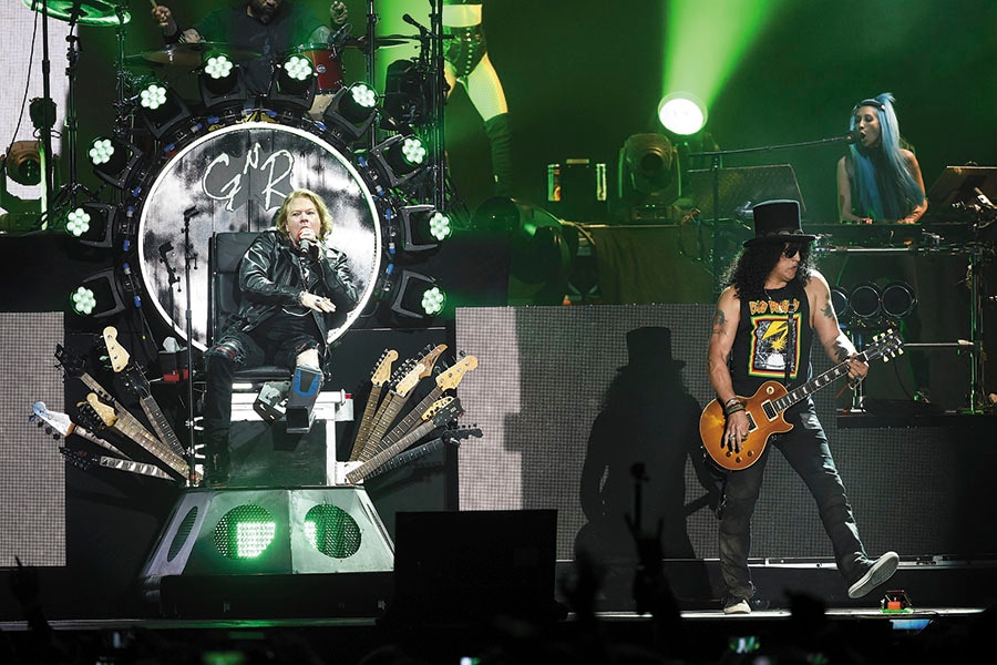 mg_93433_gunsnroses-atcoachella-getty-523660806_280x210.jpg