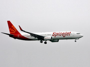 SpiceJet places an order for 100 Boeing 737-8 MAX aircraft