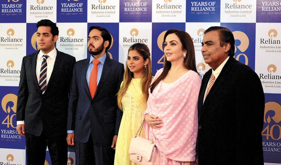 g_101319_ambani_family_280x210.jpg