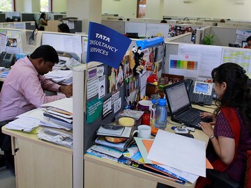 TCS expects 'steadier, stronger' growth ahead after beating September quarter expectations