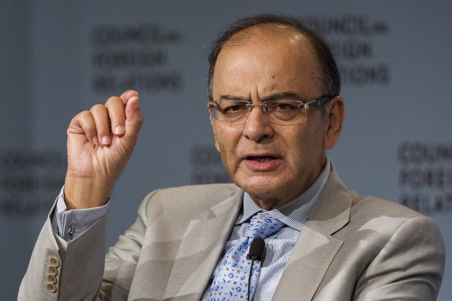 g_100511_arunjaitley_bg_280x210.jpg