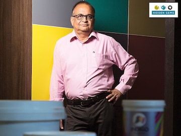 Indigo Paints: Adding colours with a new brush