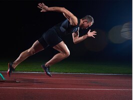 Why power seekers give advice