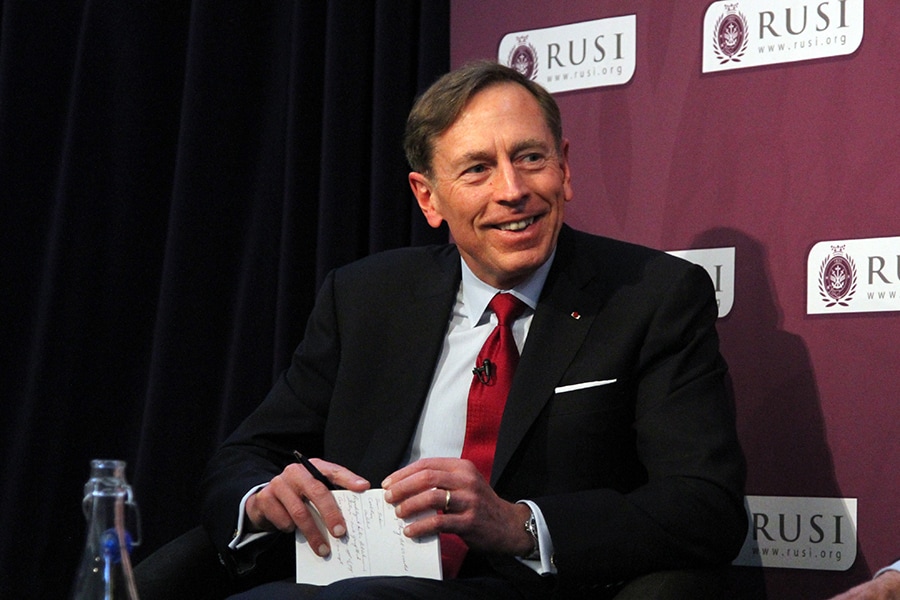 g_107605_david_petraeus_280x210.jpg