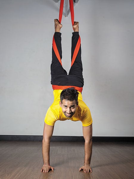 g_105537_sarvesh_zorbayoga_at_20180315_0502_280x210.jpg