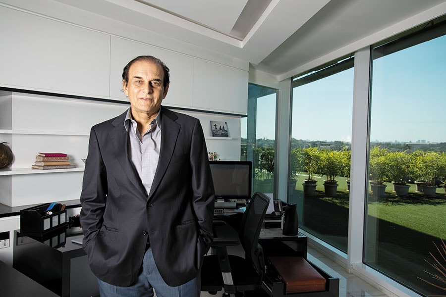 g_105873_harsh_mariwala_280x210.jpg