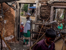 What can be done to cover India's vaccine deficit and achieve 100% immunisation