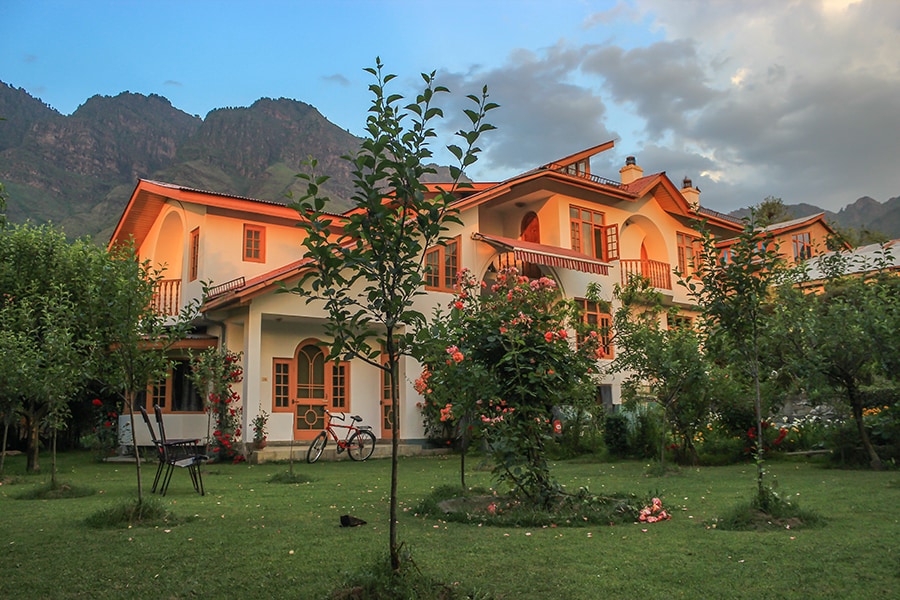 g_119633_villa_in_kashmir_280x210.jpg