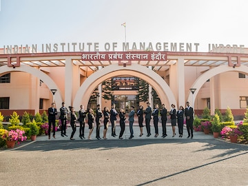 Early birds: A holistic view of integrated management courses