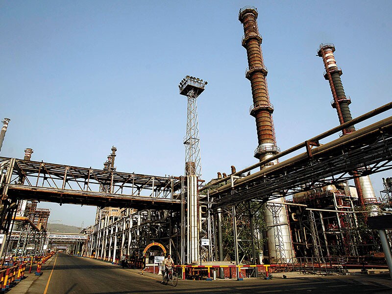 Disinvestment target, a distant dream