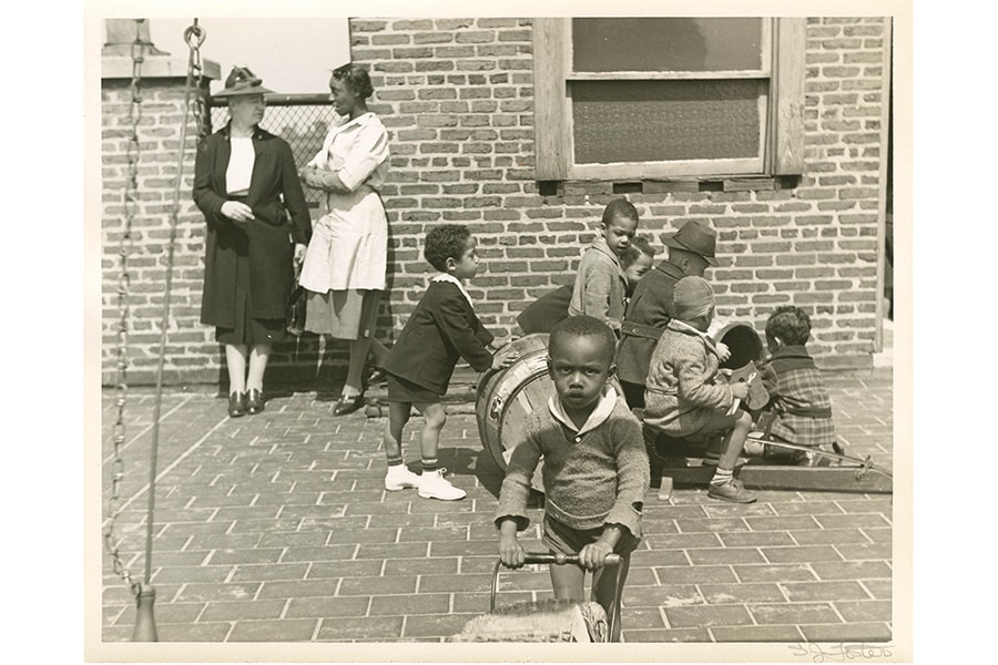 g_121937_bg_childcarehistory3_280x210.jpg