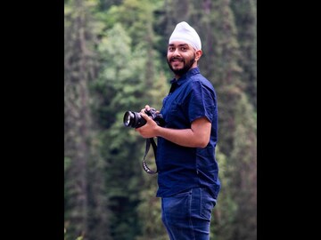 Meet Sahib Singh Sadana, a passionate travel enthusiast who is inspiring millennials